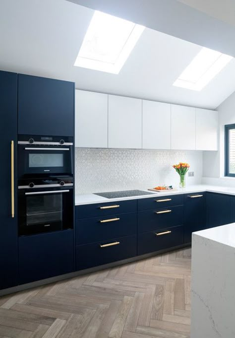 Blue Kitchen With White Cabinets, Flat Panel Kitchen Cabinets, Contemporary Kitchen Furniture, Clean Kitchen Design, Sleek Kitchen Design, Blue Kitchen Ideas, Kitchen With White Cabinets, Black Stainless Steel Appliances, Contemporary Victorian