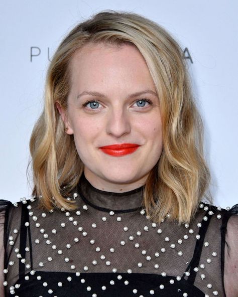 Elisabeth Moss Style, June Osborne, Moss Hair, Peggy Olson, Karlie Kloss Style, Lob Hair, The Lob, Elizabeth Moss, Ruth Wilson