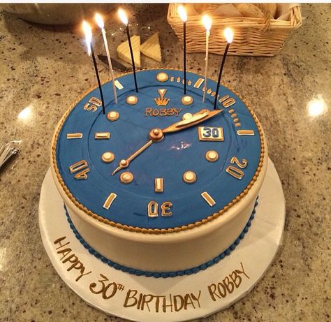 Rolex cake for my husband's 30th birthday! Watch cake for a watchmaker. Watch Cake Ideas For Men, Clock Birthday Cake, Unique Cake Ideas For Husband Birthday, Ca Cake Design, Creamy Cake Design, Birthday Cake For Men Husband Unique, Cake Ideas For Husband, Fondant Cake Ideas, New Year Cake Designs