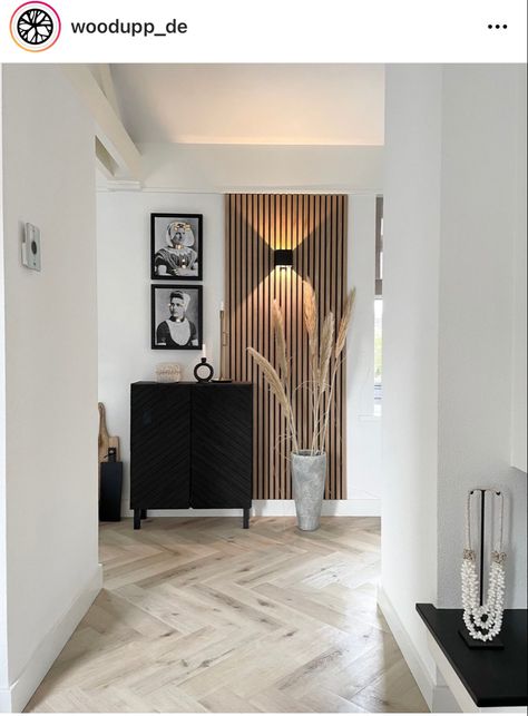 Wood Slat Wall, Accent Walls In Living Room, Home Entrance Decor, Studio Apartment Decorating, Wood Panel Walls, Slat Wall, Wood Flooring, House Entrance, Small Living Room