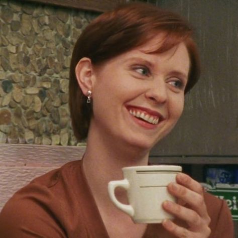 Miranda Hobbes Hair, Miranda Hobbes Aesthetic, Miranda Satc, Satc Aesthetic, Miranda Hobbes, Cynthia Nixon, City Quotes, Samantha Jones, City Icon