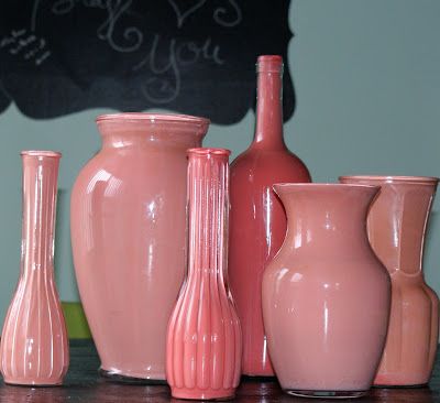 Painted From the Inside Out; Thrift Store Vases Painting Glass Vases, Diy Glass Painting, Spray Paint Vases, 16th Birthday Party Ideas, Cute Diy Ideas, Rainy Day Projects, Girls Night Crafts, Vase Project, Vases Diy