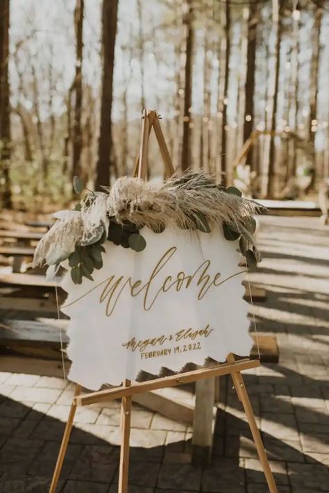 Boho Pompous Grass Wedding, Wedding Signage Boho, Boho Wedding Sage Green, Neutral Pine Wedding Ideas, Olive Green Boho Wedding, Sage Boho Wedding, Boho Welcome Sign Wedding, Boho Gold Wedding, Boho Blush Wedding