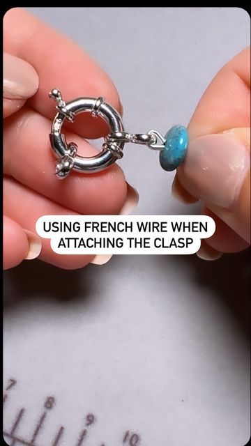 French Wire Jewelry, French Wire Embroidery, Wire Tutorials, Thread Necklace, Wire Jewelry Making, Braided Necklace, Wire Wrapped Jewelry Tutorials, Jewelry Knots, Jewelry Clasps