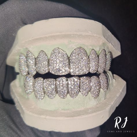 Grillz Men, Bottom Grill, Teeth Images, Grillz Teeth, Diamond Grillz, Diamond Teeth, Gold Grillz, Grills Teeth, Grilling Gifts