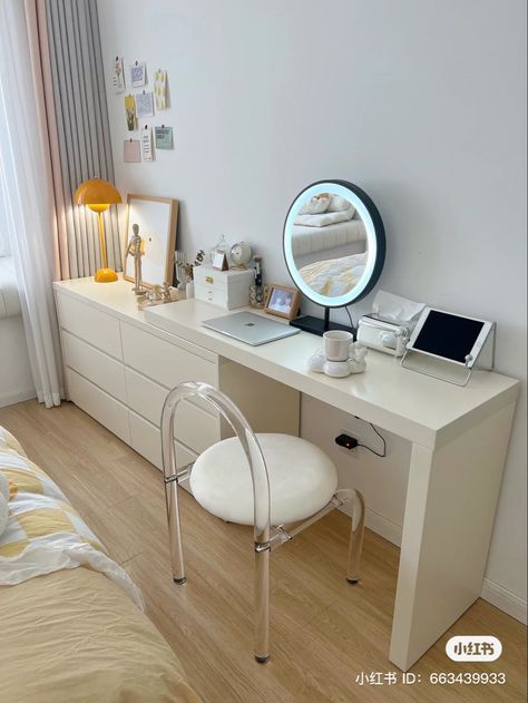 Makeup In Bedroom Small Spaces, 2 In 1 Desk And Vanity, Room Assesories Bedrooms, Office Vanity Room Combo, Vanity Work Desk Combo, Vanity And Study Table, Small Room With Vanity, Vanity Desk Ideas Bedroom, Vanity And Office Desk Combo