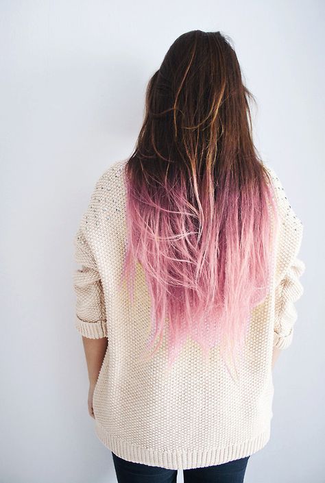 Hair Undercolor, Hair Tips Dyed Blue, Blonde Dip Dye, Pastel Pink Ombre, Pink Dip Dye, Dyed Tips, Pink Ombre Hair, Hair Dye Tips, Dyed Hair Pastel