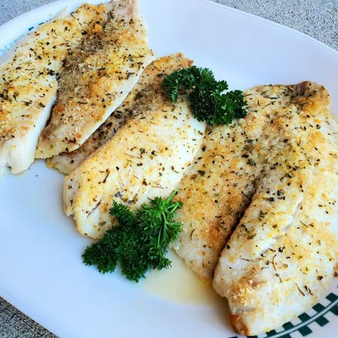 Flounder Recipes Healthy, Flounder Recipes Baked, Flounder Fillet Recipes, Grilled Flounder, Flounder Fish Recipes, Fried Flounder, Flounder Fillet, Fish Casserole, Flounder Recipes