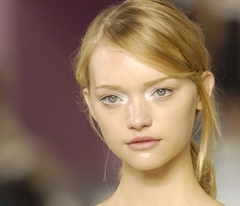 . Slavic Doll, Gemma Ward, Makeup Inspo, Makeup Inspiration, Makeup Hair, Hair And Makeup, Makeup Ideas, Pretty People, Beautiful People