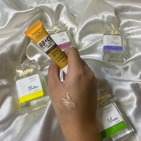 who would thought of having perfume and skincare bundle?!?!? no doubt its only @organicskinjp ❤️‍🔥 #organicskinjapan #sunscreen #bbglow #perfume #scent #bundle #skincare #repost #foryou Skincare Bundle, No Doubt, Organic Skin, Sunscreen, Bundles