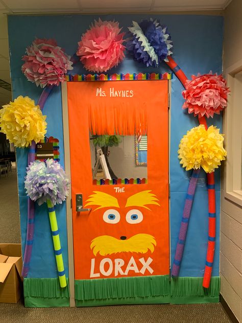 Lorax Classroom Door, The Lorax Door Decorations Classroom, The Lorax Decorations, Lorax Trunk Or Treat, Stall Decorations, Diy Classroom Decorations, Class Displays, Diy Classroom, The Lorax