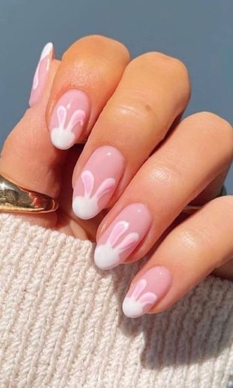 easter nail design: bunnies Cute Almond Nails, Nailart Tutorial, Easter Nail, Bunny Nails, Easter Nail Designs, Easter Nail Art, Almond Nails Designs, Easter Nails, Oval Nails