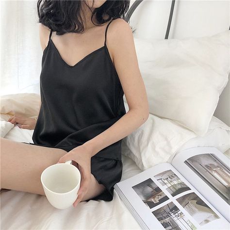 Night Wear Pajamas, Korean Pajamas, Silky Camisole, Pajamas Aesthetic, Night Suit For Women, Simple Frocks, Warm Home Decor, Cute Pajama Sets, Pajama Dress