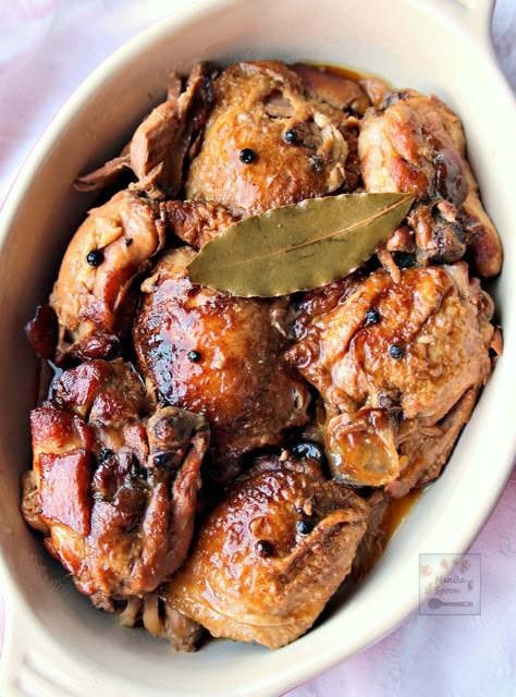 Chicken Adobo, Adobo Recipe, Adobo Chicken, Filipino Dishes, Chicken Slow Cooker Recipes, Slow Cooker Meals, Electroformed Jewelry, Crock Pot Cooking, Filipino Food