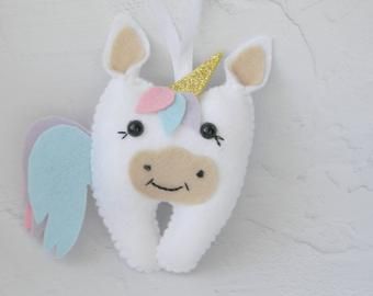 Unicorn bag felt | Etsy Unicorn Tooth Fairy Pillow, Tooth Fairy Pillow Pattern, Tooth Fairy Bag, Teeth Dentist, Tooth Pillow, Lost Tooth, Unicorn Nursery, Unicorn Pillow, Unicorn Bag