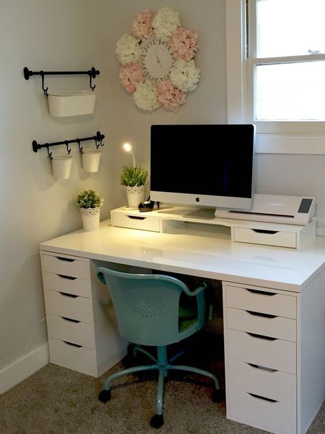 Budget Makeup, Home Office Ideas For Women, Hacks Makeup, Craft Room Design, Bedroom Desk, Small Home Office, Craft Room Office, Trendy Bedroom, Desk Ideas