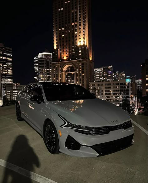 Car For Teens, Kia K5, New Luxury Cars, First Cars, Girly Car, Vision Board Photos, Car Goals, Car Inspiration, Luxury Lifestyle Dreams