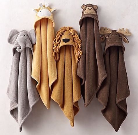 Animal Towels, Restoration Hardware Baby, Baby Mode, Diy Bebe, Hooded Towels, Best Baby Gifts, Baby Tips, Baby Diy