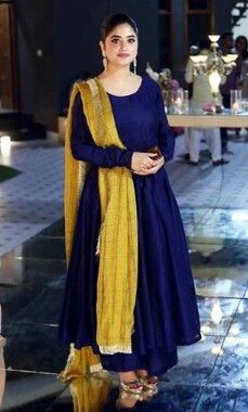 royal blue plain anarkali suit and mustard color dupatta just complimenting the whole look n off course sejal ali is wearing so it becomes more beautiful Plain Anarkali, Blue And Yellow Dress, Frock Designs, Anarkali Dress Pattern, Simple Kurta Designs, Salwar Designs, Salwar Kamiz, Indian Gowns Dresses, Kurta Designs Women