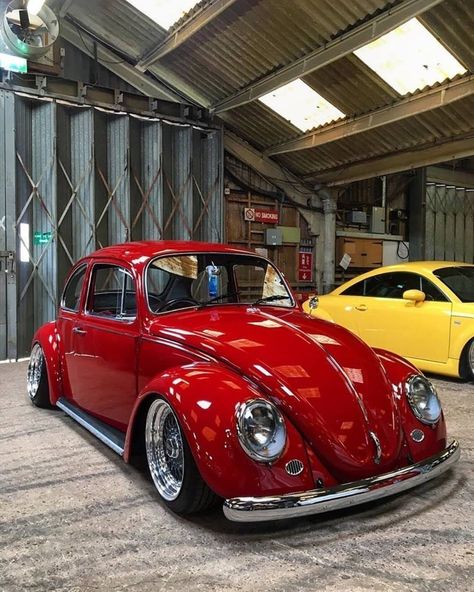 Volkswagen Beetle Vintage, Vw Super Beetle, Cafe Racer Moto, Vw Sedan, Vw Classic, Classic Volkswagen, The Beetle, Beetle Car, Vw Aircooled