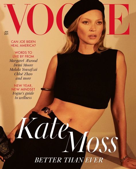 Supermodel Kate Moss wears Versace on Vogue UK January 2021 cover. Alas Marcus Piggott, Mert And Marcus, Vogue Magazine Covers, Romee Strijd, Model Lifestyle, Fashion Cover, Vogue Covers, Vogue Uk, Claudia Schiffer