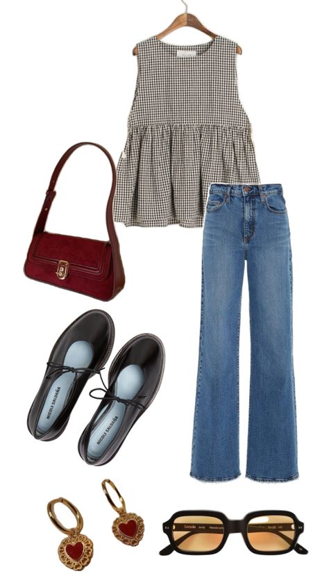 #chic #outfit #fashion #style #outfitinspo #springoutfit #picnic Spring Work Outfits For Women Casual, Warm Weather Office Outfits, Italy Study Abroad Outfits, Purse Outfit Aesthetic, First Job Outfits, Movie Outfits Date, Teaching Outfits High School, Spring Nyc Outfit, Fall Outfits For Hot Weather