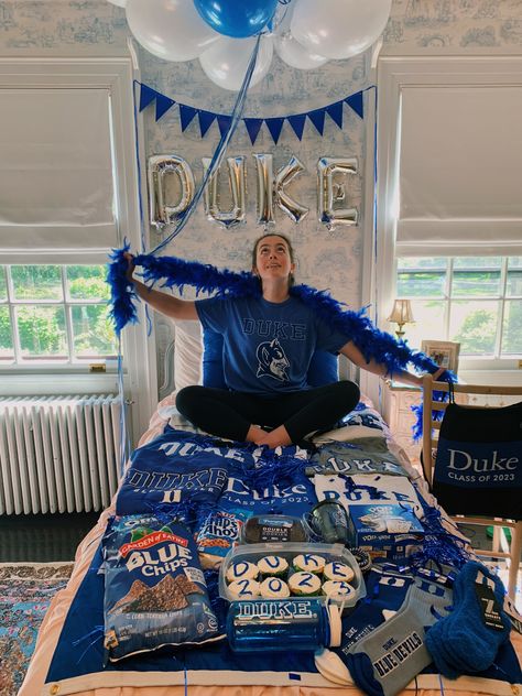 Duke University Outfit, College Acceptance Announcement, College Acceptance Room Decorating, College Decision Bed, College Decision Reveal, College Acceptance Bed, College Bed Decorating Party, Duke College, College Bed Party