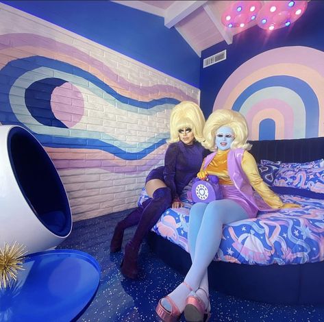 Juno Birch, Trixie Motel, Pink Thing, Gender And Sexuality, Futurism Art, Mid Century Homes, Trixie Mattel, Trixie And Katya, Art Mid Century