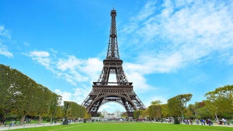 Eiffel tower in paris in france. panoram... | Premium Photo #Freepik #photo #tour-eiffel #paris #paris-tower #eiffel-tower Eiffel Tower Wallpaper Laptop, Paris Background, Paris Landscape, Tower Eiffel, France Landscape, Paris Tower, Eiffel Tower In Paris, Tower In Paris, Paris Wallpaper