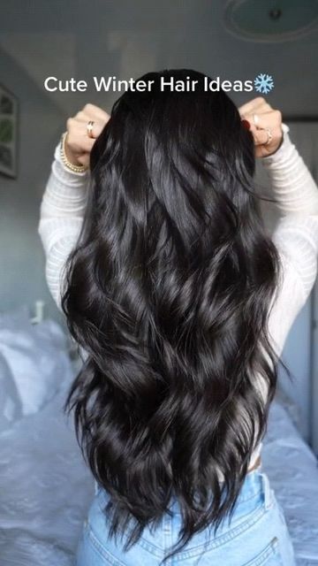 Hairstyles On Dark Hair, Hairstyles For Long Black Hair, Long Black Hair Styles, Winter Hairstyles For Long Hair, Long Black Hairstyles, Easy Winter Hairstyles, Holiday Hairstyles Easy, Long Hair Looks, Hair Curling Tips