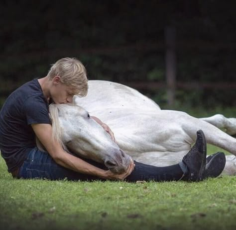 Jesse Drent, Horse And Human, Anatomy Poses, Human Poses Reference, Human Poses, Dynamic Poses, Body Poses, Body Reference, Art Refs