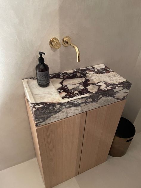 Marble Sink Bathroom, Brass Toilet Paper Holder, Marble Sink, Small Sink, Marble Sinks, Powder Bath, Marble Bathroom, Sink Bathroom, Bathroom Inspo