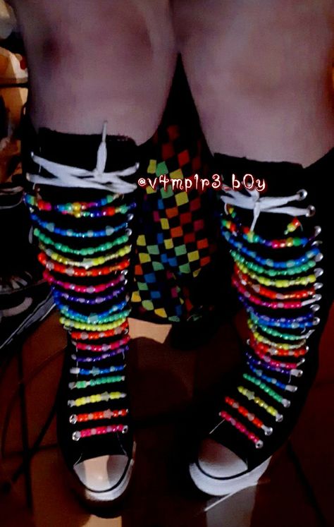 Scene Kid Shoes, Scene Knee High Converse, Kandi Shoe Laces, Knee High Converse Scene, Scene Converse, Kandi Shoes, Scenecore Clothes, Scene Kid Aesthetic, Scenecore Outfit