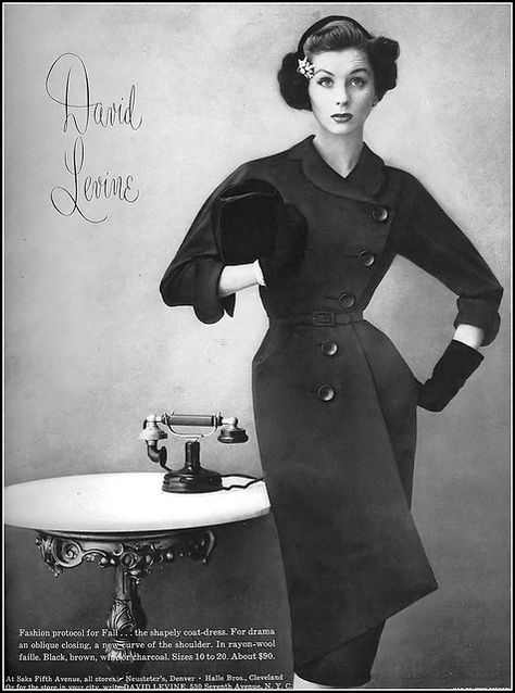 Suzy Parker, 50's Fashion, 1950 Fashion, Vintage Fashion 1950s, Vintage Suit, Fifties Fashion, Look Retro, Fashion 1950s, Vintage Coats