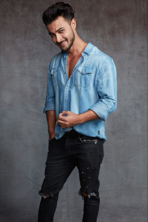 #fashion #photography #jeans #ripped #black #shirts #blue #fitness #aayushsharma #look #beard #hairstyles Ayush Sharma, Aayush Sharma, Famous Indian Actors, Mens Smart Casual Outfits, 4k Photos, Beach Background Images, Best Photo Background, Black Shirts, Ganesh Images