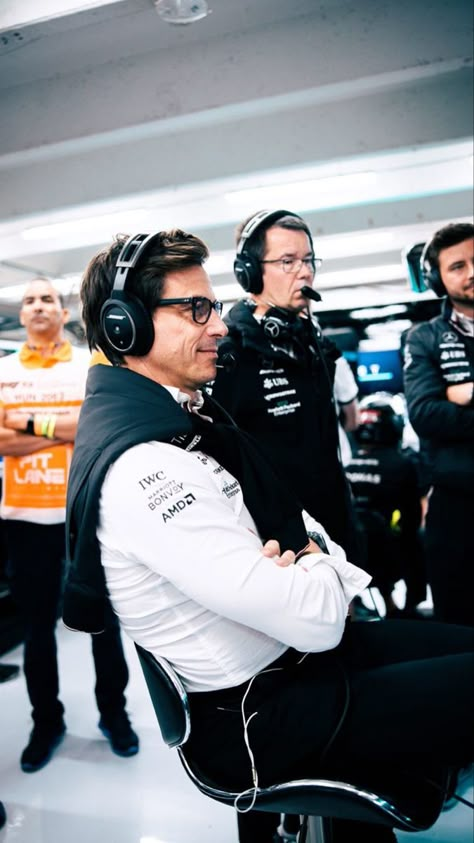 F1 Toto Wolff, Mercedes F1 Team, Hungarian Grand Prix, Toto Wolff, Mercedes F1, F1 Wallpaper Hd, Instagram Goals, Formula 1 Car Racing, Gilles Villeneuve