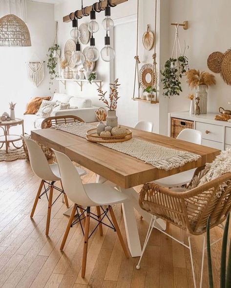 Boho Dining Room, Home Decor Hooks, Hygge Home, Bohemian Living, Boho Kitchen, Boho Interior, Decor Home Living Room, Minimalist Living Room, Dining Room Design