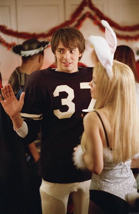 Fantasia Regina George, Aaron Samuels Mean Girls, Movie Character Couple Costumes, Regina George Halloween Costume, 2000s Couples, Movie Couples Costumes, Celebrity Couple Costumes, Aaron Samuels, Mean Girls Costume