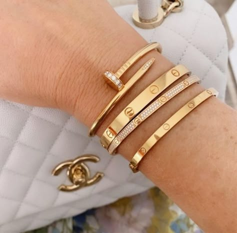 instagram @dijellz | dijellza Screw Bracelet, Modern Bracelets, Cartier Bracelet, Stainless Steel Bangles, Simple Bracelets, Classy Jewelry, Stacked Jewelry, Cartier Love, Girly Jewelry