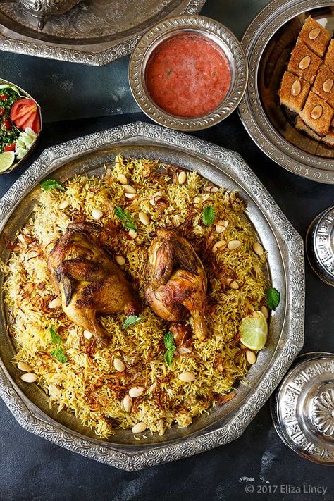 Mandi Rice | Kabsa | Mandhi Rice | Kuzhi Mandhi Kabsa Recipe Chicken, Mandi Rice, Kabsa Recipe, Saudi Food, Arabic Rice, Middle Eastern Recipes Arabic Food, Arabic Dishes, Yemeni Food, Arab Food