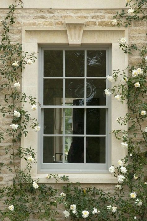 European Windows Exterior, Georgian Windows Exterior, Limestone Window Surround, Stone Window Surround, Window Surround Exterior, Stone Window Trim, Window From Outside, Exterior Stucco, Window Exterior