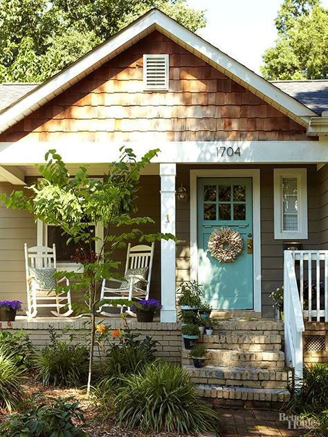 Make your front door shine bright by painting it a cheerful color. Craftsman Front Door, Craftsman Front Doors, Shingle Exterior, Farmhouse Sinks, Pintura Exterior, A Small House, Front Door Colors, Casa Exterior, Exterior Paint Colors