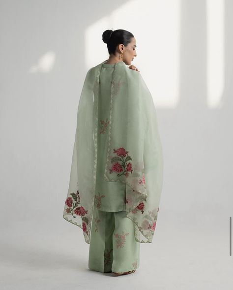 @zarashahjahanofficial  Live Now - Handcrafted Each style enhanced with refined applique work in exquisite colors, infusing grace and sophistication, Handcrafted by our In -House Artisans Green Silk Shirt, Organza Kurti, Zara Shahjahan, Block Printed Suits, Organza Suits, Hand Painted Dress, Desi Fits, Eid Outfit, Desi Wear