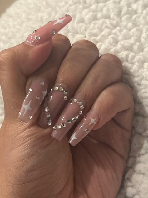 Prom Nails Heart, Girly Nails With Gems, Pink Sparkly Heart Nails, Nails Inspiration With Rhinestones, Rhinestone Outline Nails, Nail Gem Layout, Nails With Lots Of Gems, Nails With Hearts And Rhinestones, Rhinestone Star Nails