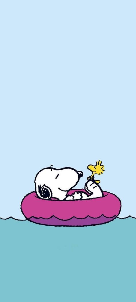 Snoopy Surfing Wallpaper, Charlie Brown Summer Wallpaper, Cute White Wallpaper Cartoon, Snoppy Wallpapers Summer, Snoopy And Woodstock Summer, Peanuts Summer Wallpaper, Snoopy At The Beach, Snoopy August, Snoopy Background Wallpapers