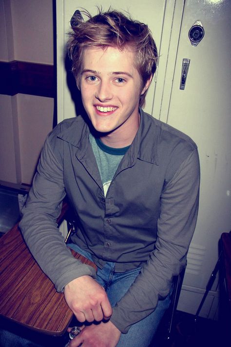 Lucas Grabeel as Lucas. XD Disney Channel Boys, Chad Danforth, Lucas Grabeel, Highschool Musical, Bark Bark Woof Woof, Ryan Evans, Cane Corsos, High School Music, Amandla Stenberg