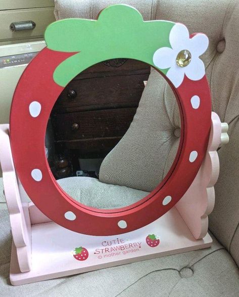 Strawberry Shortcake Room Decor, Strawberry Mirror, Mother Garden Strawberry, Strawberry Room, Strawberry Items, Strawberry House, Garden Strawberry, Strawberry Things, Mother Garden