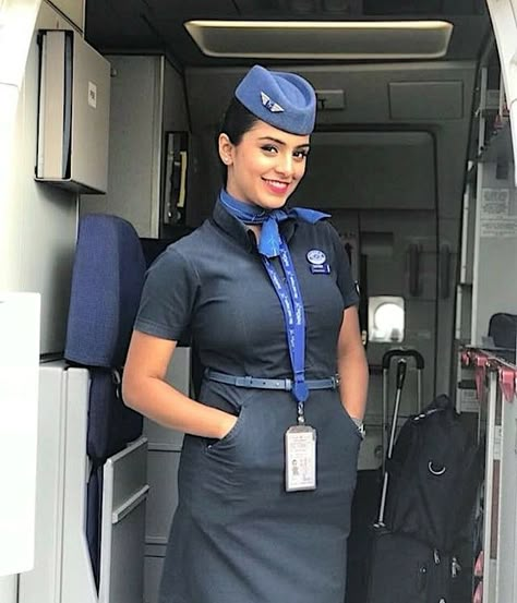 American Airlines Flight Attendant, Cabin Crew Uniform, Indian Railway Train, Indigo Airlines, Air Hostess Uniform, Flight Girls, Airline Stewardess, Air Stewardess, Airline Uniforms