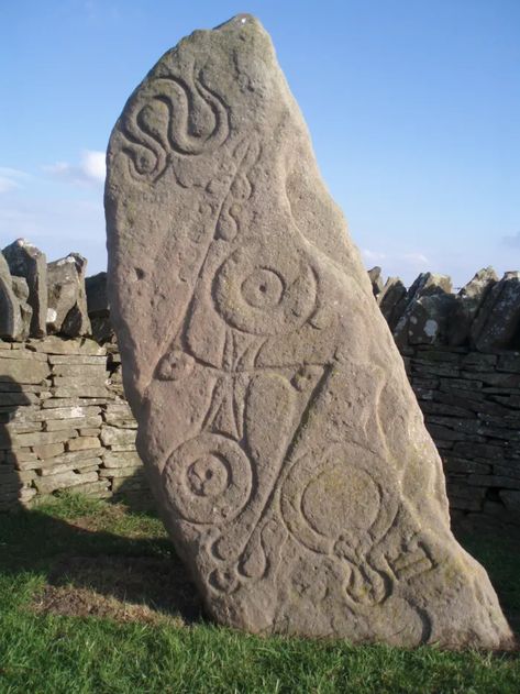 Stone Circles, Standing Stones, Standing Stone, Ancient Origins, Celtic Art, Ireland Scotland, Iron Age, Ancient Aliens, Art Antique