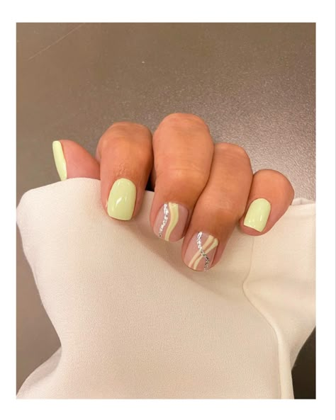 Uñas Color Lima, Nails Amarillo, Verde Lima, Pedicure Designs, Soft Gel, Nail Inspo, Gel Nails, Manicure, Nail Art